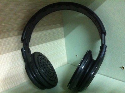 精密耳機(jī)模具與產(chǎn)品開(kāi)發(fā) 東莞市長(zhǎng)安雅進(jìn)精密模具廠的解決方案